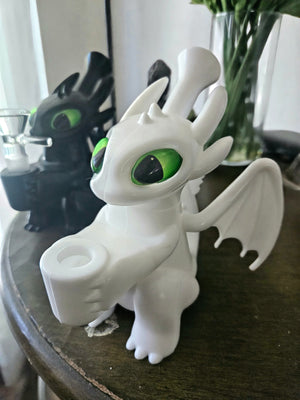 HTTYD Black and White Dragon Silicone Water Pipes