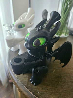 HTTYD Black and White Dragon Silicone Water Pipes