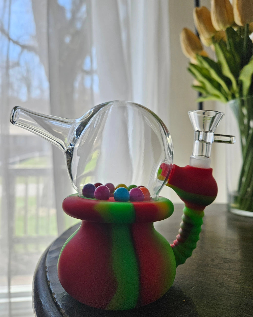 Gumball Machine Glass and Silicone Water Pipe