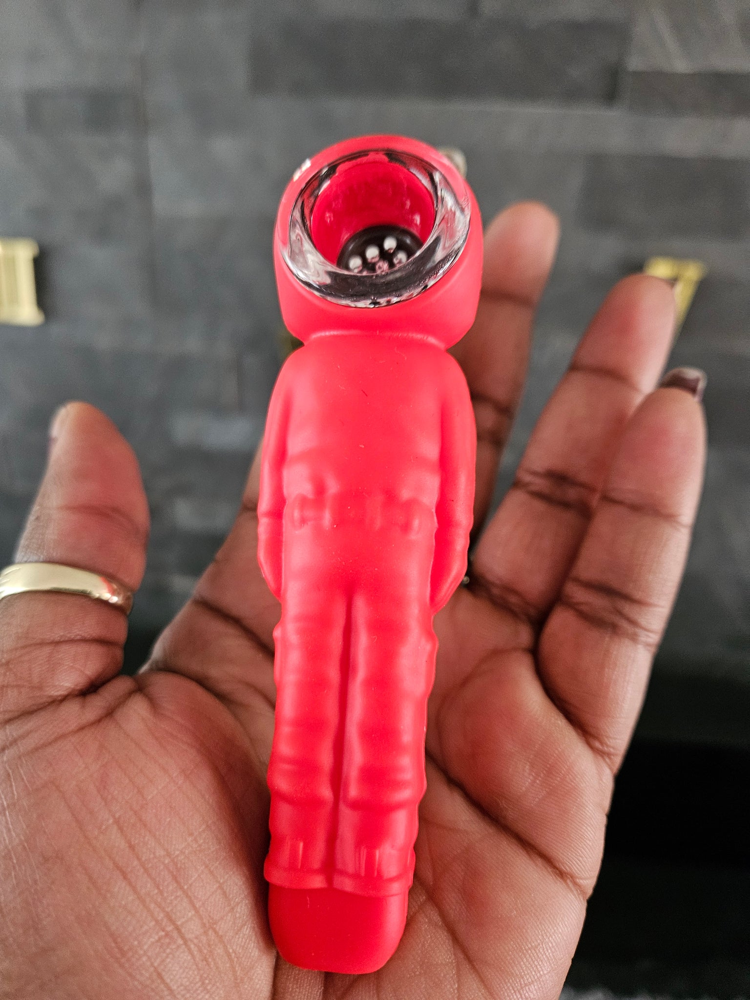 Game Squid Referee Silicone Hand Pipe
