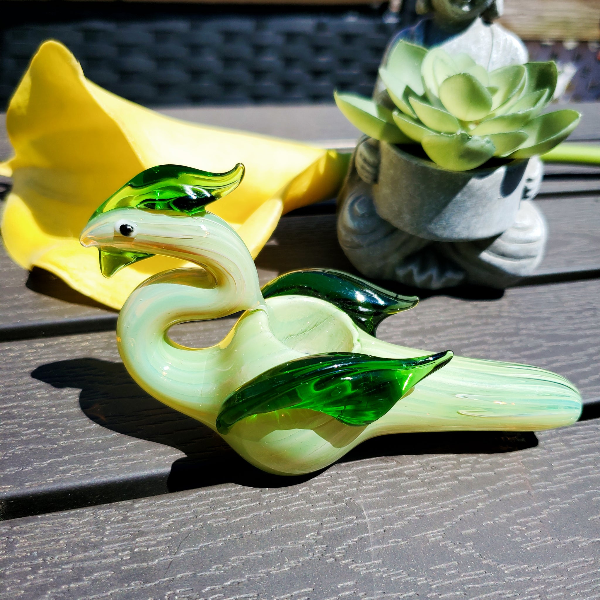 Swan Hand Pipe