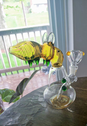Honey Bee Water Pipe