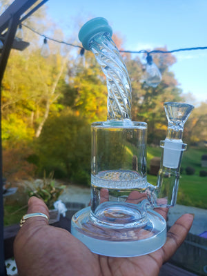 Twisted Neck Water Pipe w/ Honeycomb